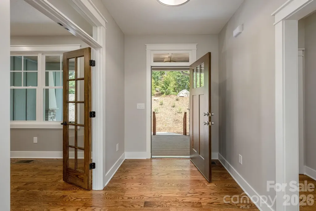 634 Hollybrook Drive Flat Rock NC 28731