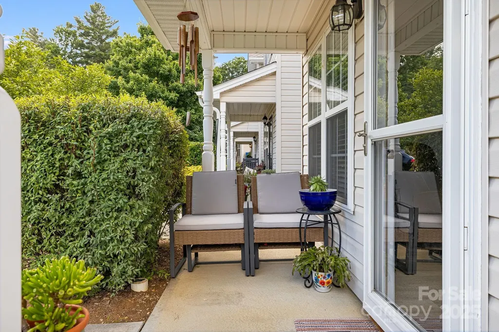 48 Lanceford Circle Fletcher NC 28732