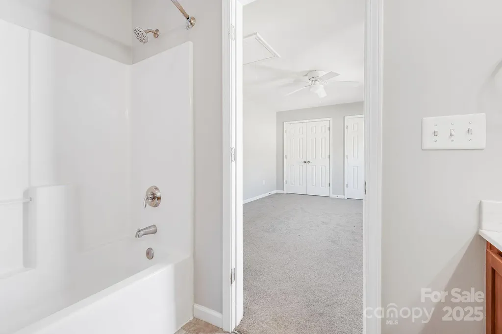 48 Lanceford Circle Fletcher NC 28732