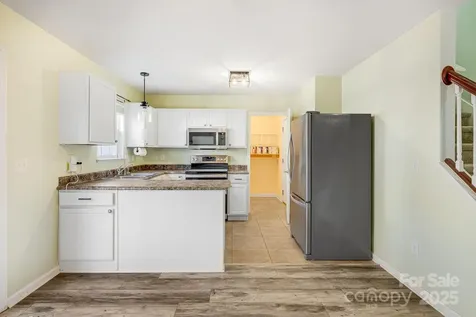 48 Lanceford Circle Fletcher NC 28732