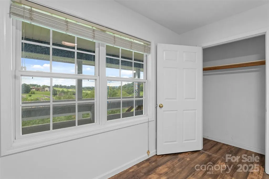 271 Breton Ridge Road Leicester NC 28748