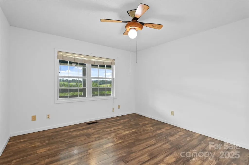 271 Breton Ridge Road Leicester NC 28748