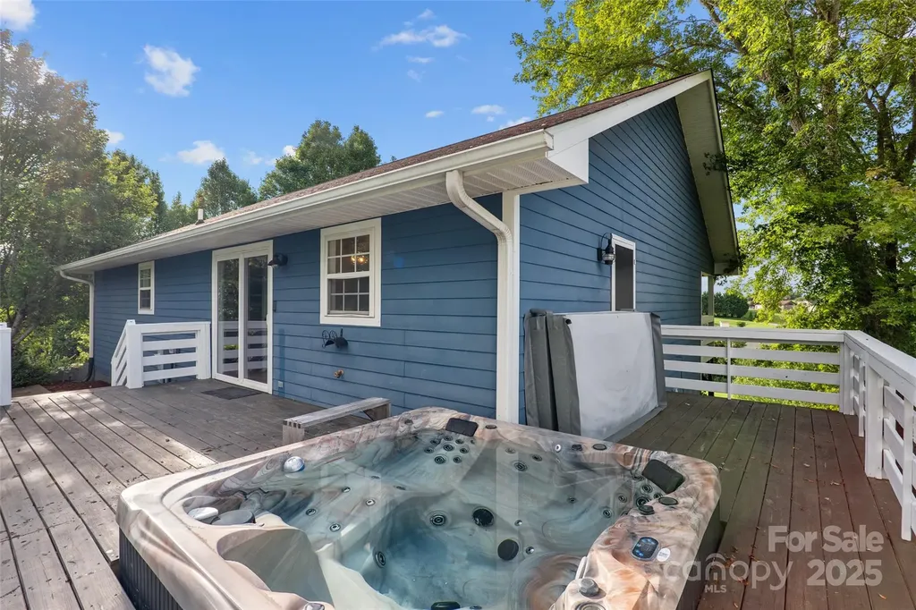271 Breton Ridge Road Leicester NC 28748
