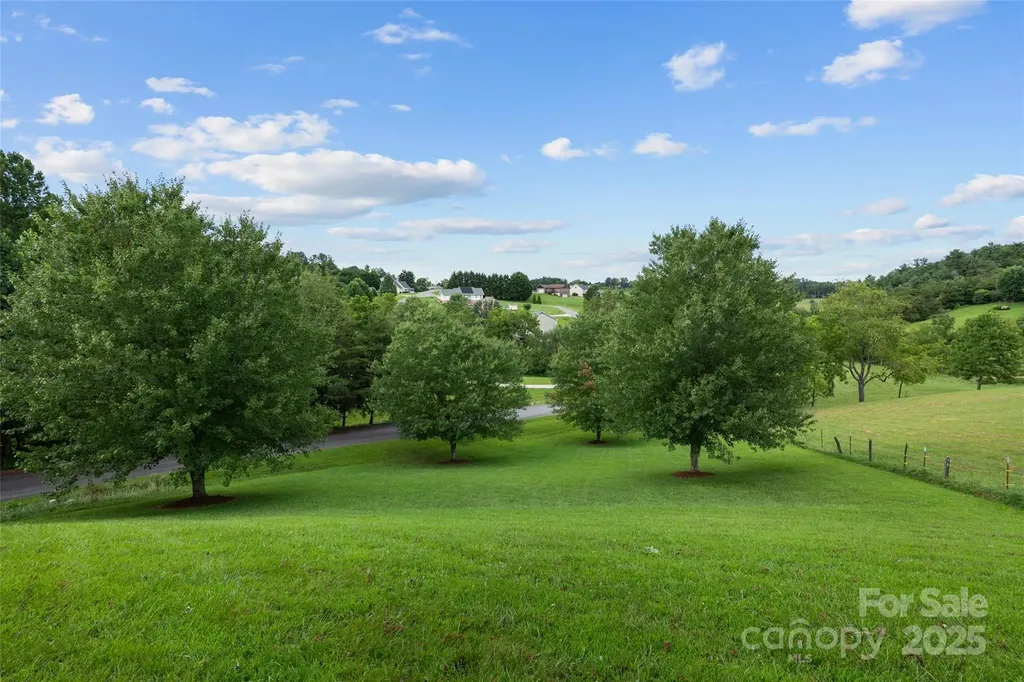 271 Breton Ridge Road Leicester NC 28748