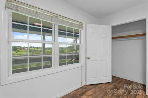 271 Breton Ridge Road Leicester NC 28748