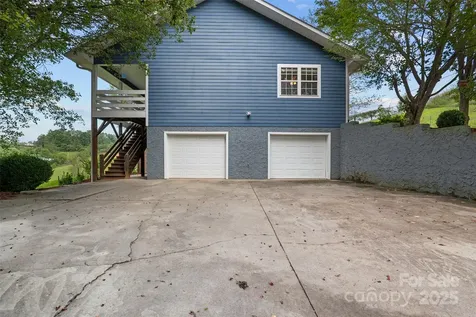 271 Breton Ridge Road Leicester NC 28748