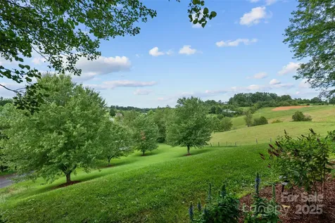 271 Breton Ridge Road Leicester NC 28748