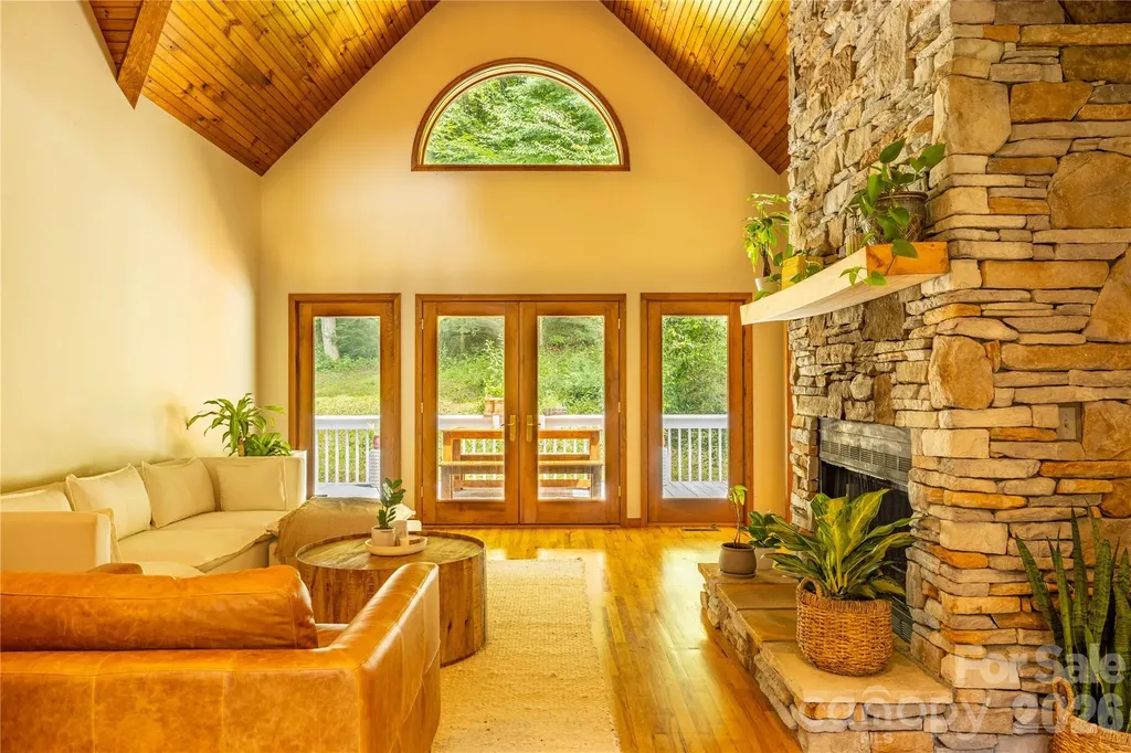 226 Wildcat Mountain Trail Sylva NC 28779