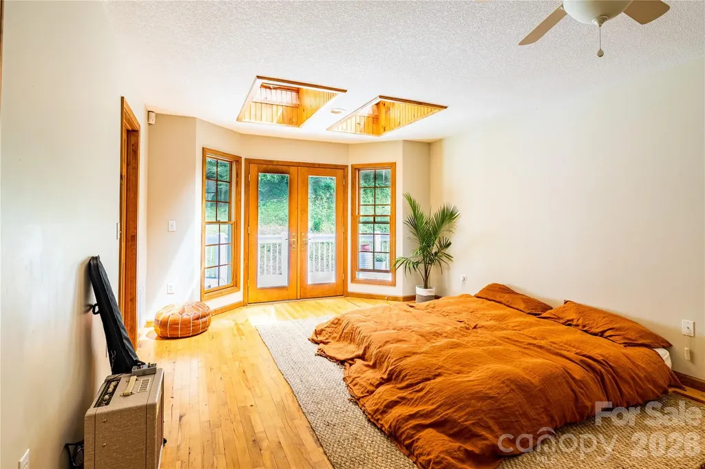 226 Wildcat Mountain Trail Sylva NC 28779