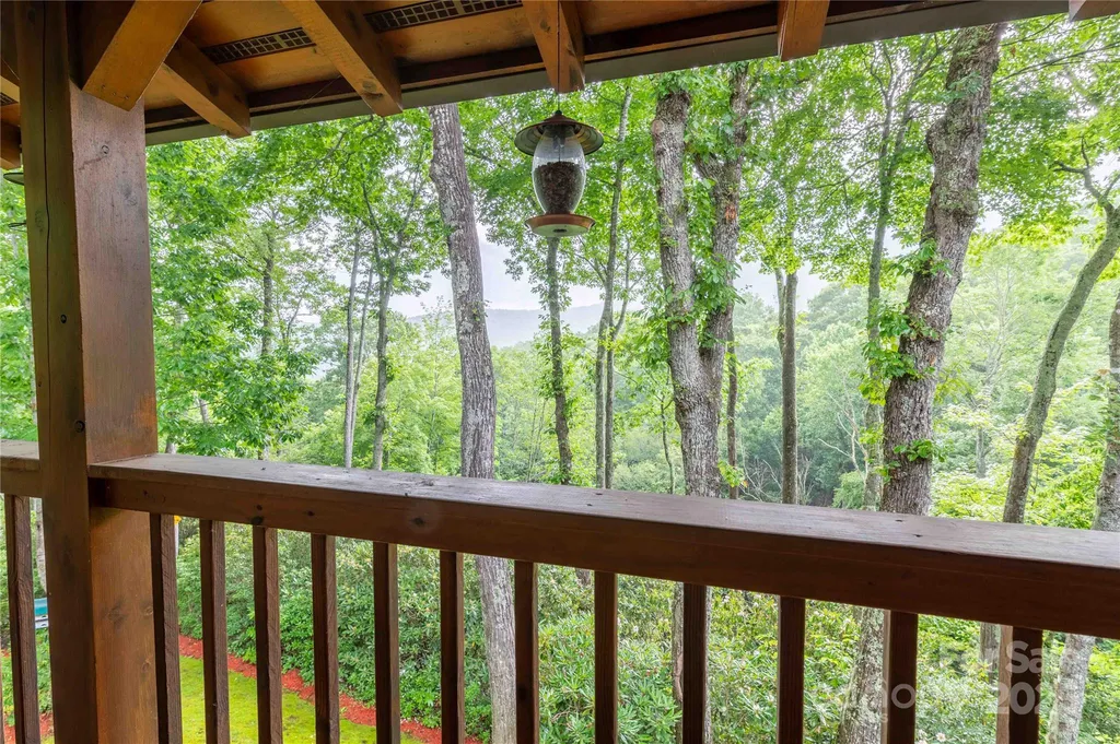 238 Falling Water Drive Burnsville NC 28714