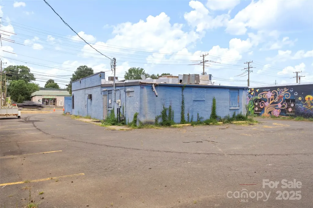 2400 N Tryon Street Charlotte NC 28206