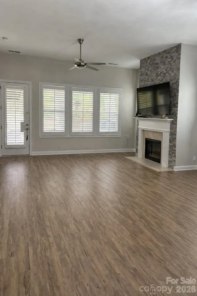 12417 Old Iron Lane Charlotte NC 28215