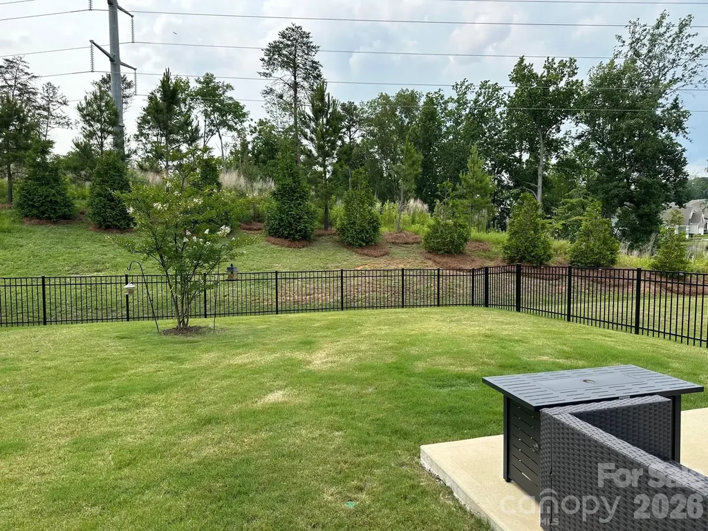 12417 Old Iron Lane Charlotte NC 28215