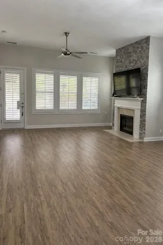 12417 Old Iron Lane Charlotte NC 28215