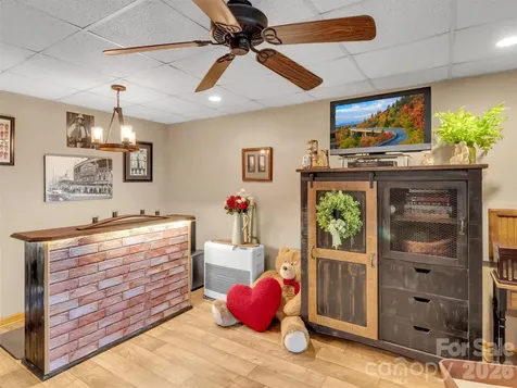 346 Wendy Way Clyde NC 28721