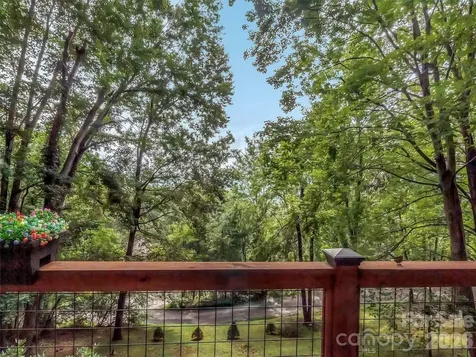 346 Wendy Way Clyde NC 28721
