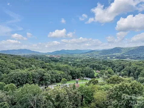 346 Wendy Way Clyde NC 28721