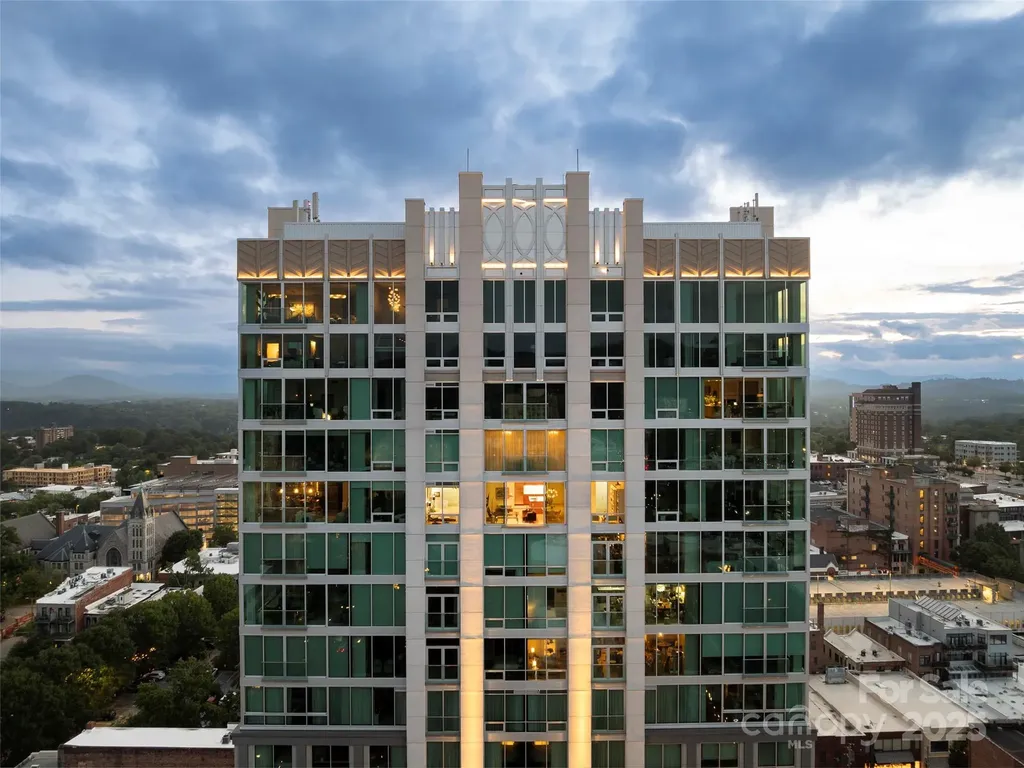 7 Patton Avenue Asheville NC 28801