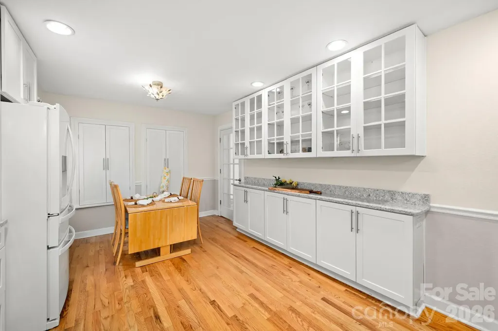 429 Brooklyn Avenue Hendersonville NC 28792