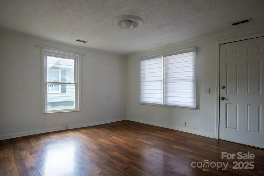 109 Fulton Street Kings Mountain NC 28086