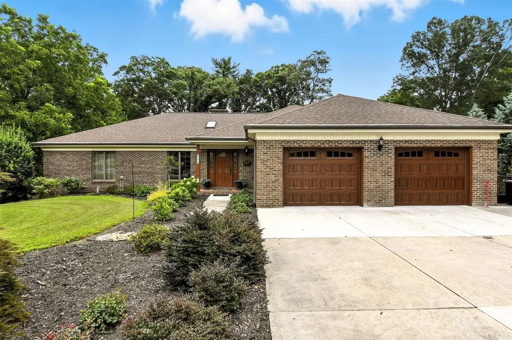 530 5th Street NW Hickory NC 28601