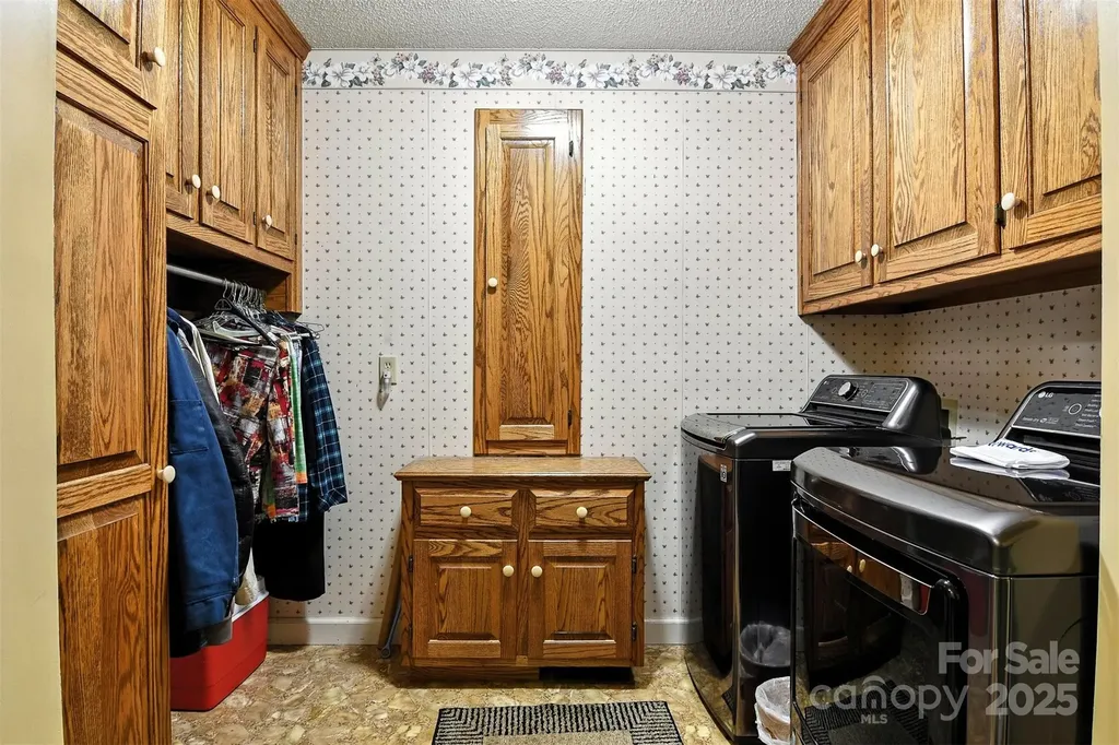 530 5th Street NW Hickory NC 28601