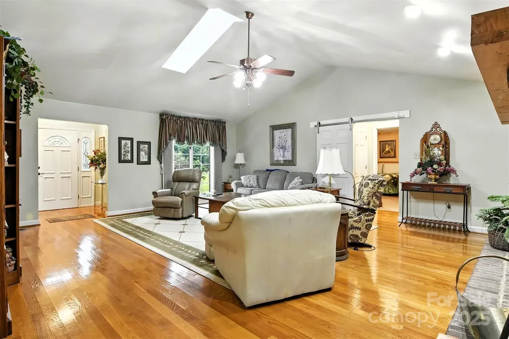 530 5th Street NW Hickory NC 28601