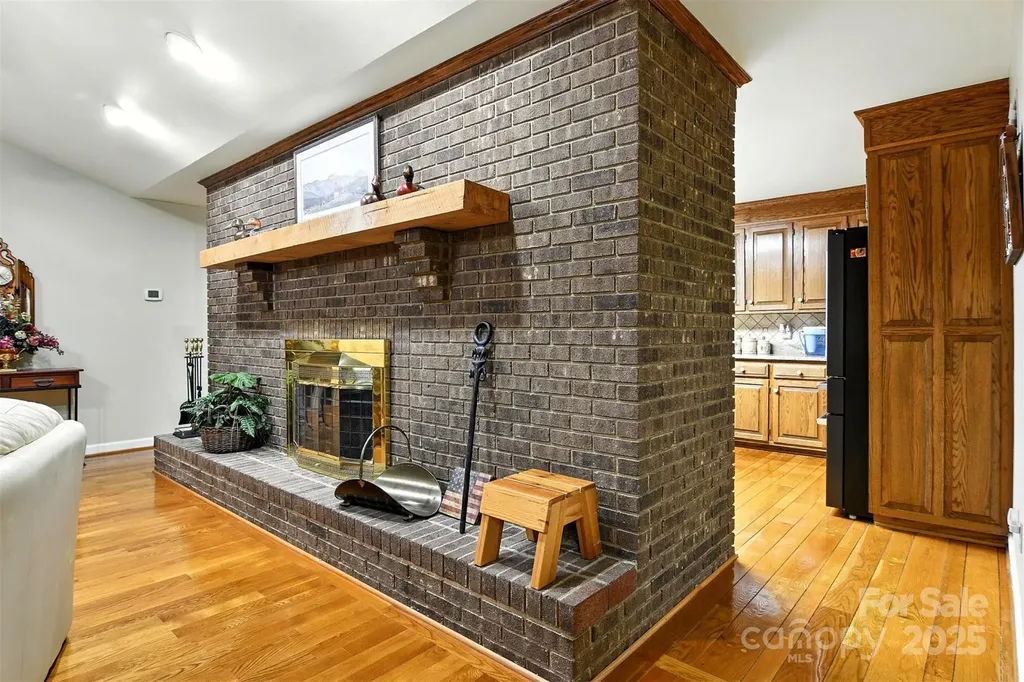 530 5th Street NW Hickory NC 28601