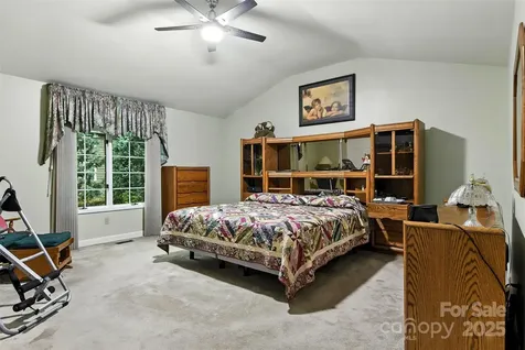 530 5th Street NW Hickory NC 28601
