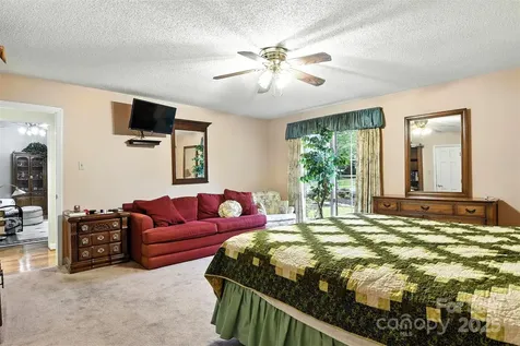 530 5th Street NW Hickory NC 28601
