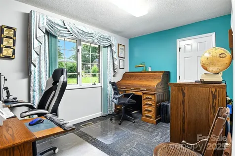 530 5th Street NW Hickory NC 28601