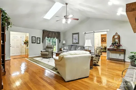 530 5th Street NW Hickory NC 28601