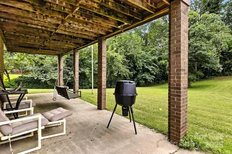 530 5th Street NW Hickory NC 28601