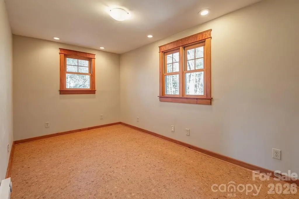 117 Woods View Trail Fairview NC 28730