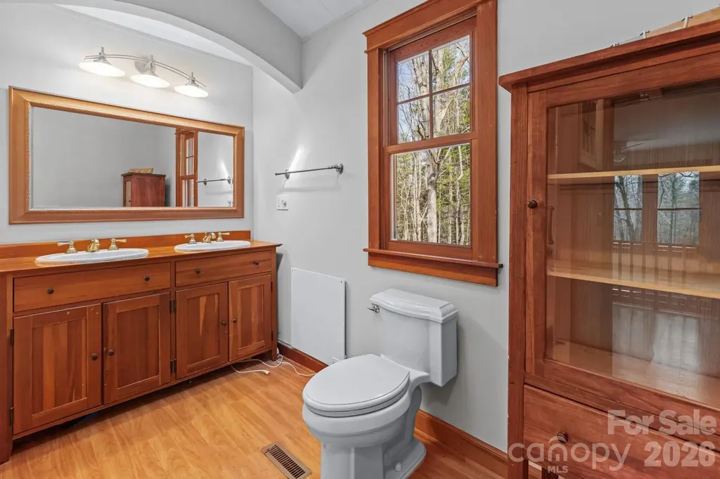 117 Woods View Trail Fairview NC 28730