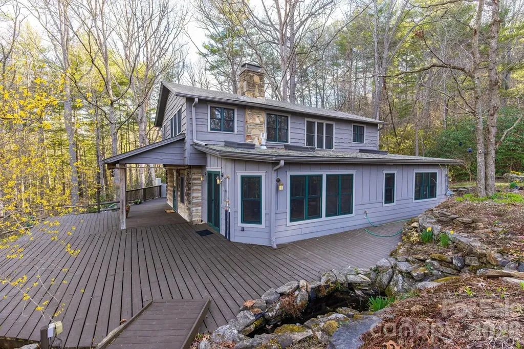 117 Woods View Trail Fairview NC 28730