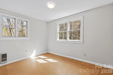 117 Woods View Trail Fairview NC 28730