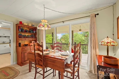 1074 Nikanor Road West Jefferson NC 28694