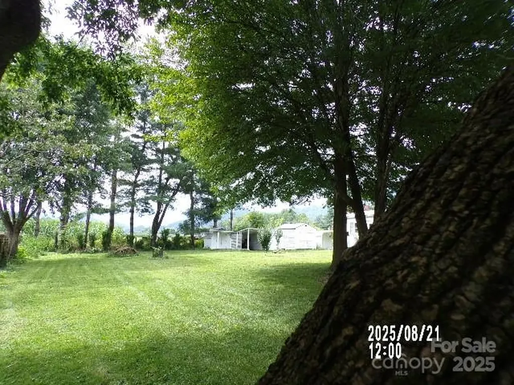 71 Flat Creek Road Waynesville NC 28785