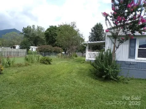 71 Flat Creek Road Waynesville NC 28785