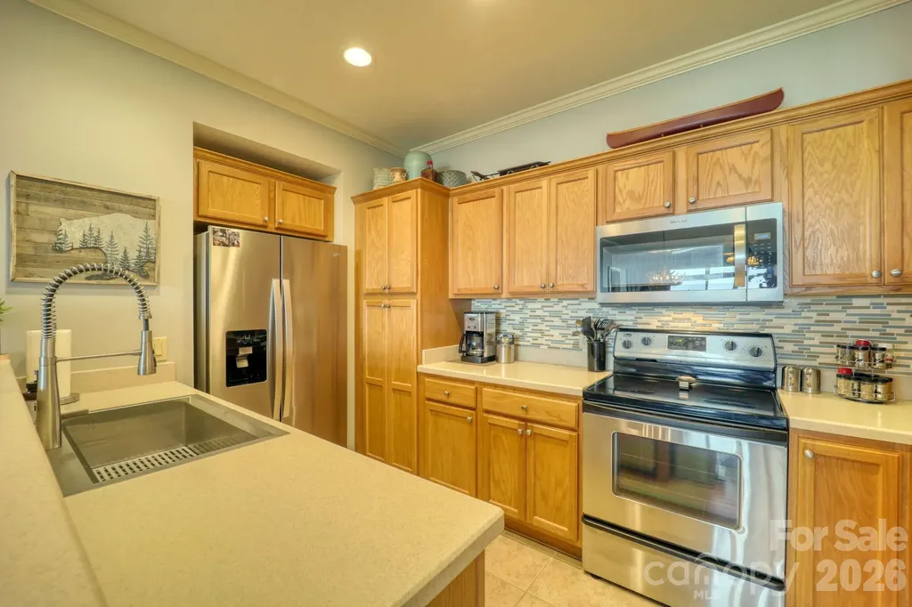 180 Windy Knoll Banner Elk NC 28604