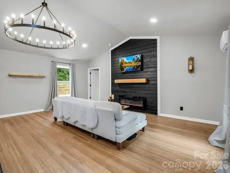257 Roadrunner Circle Lake Lure NC 28746