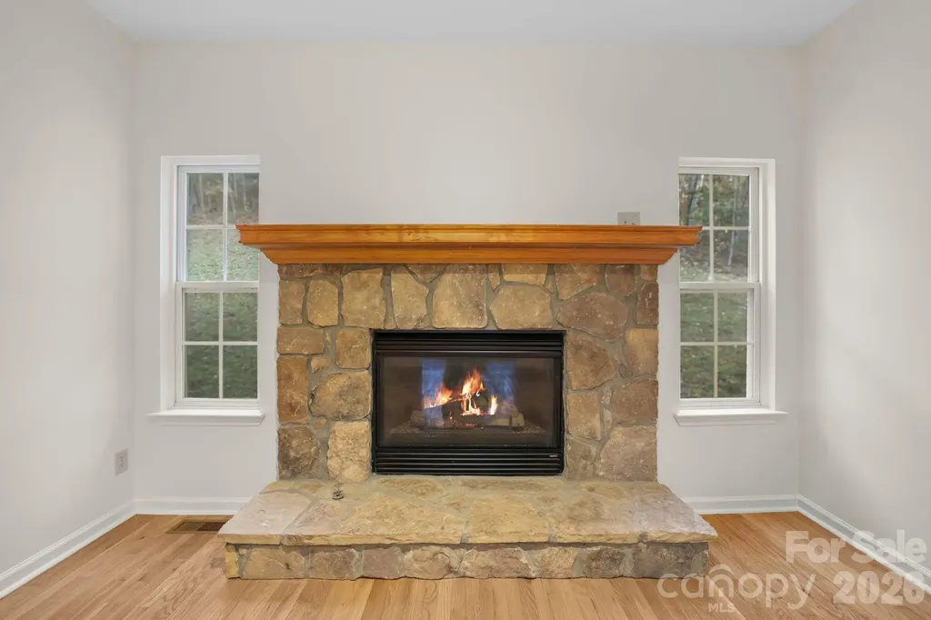166 Jay Bird Drive Sylva NC 28779
