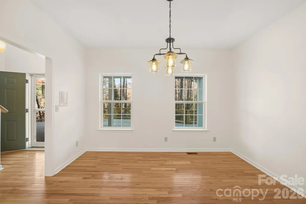 166 Jay Bird Drive Sylva NC 28779