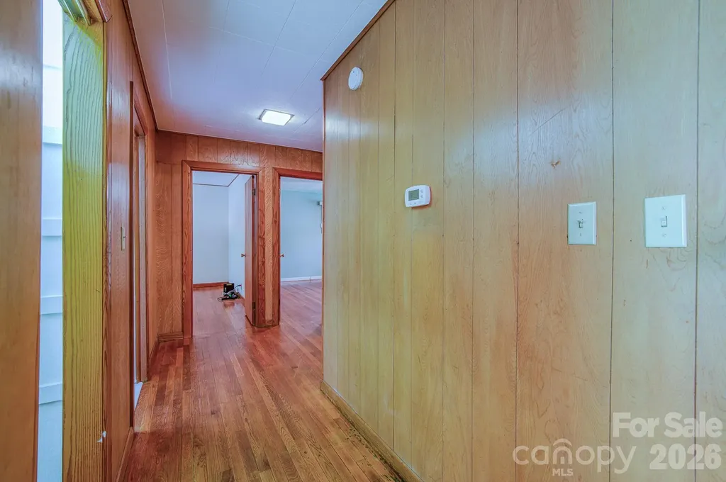 105 Alexander Avenue Swannanoa NC 28778