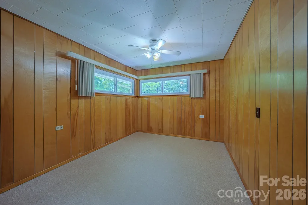 105 Alexander Avenue Swannanoa NC 28778