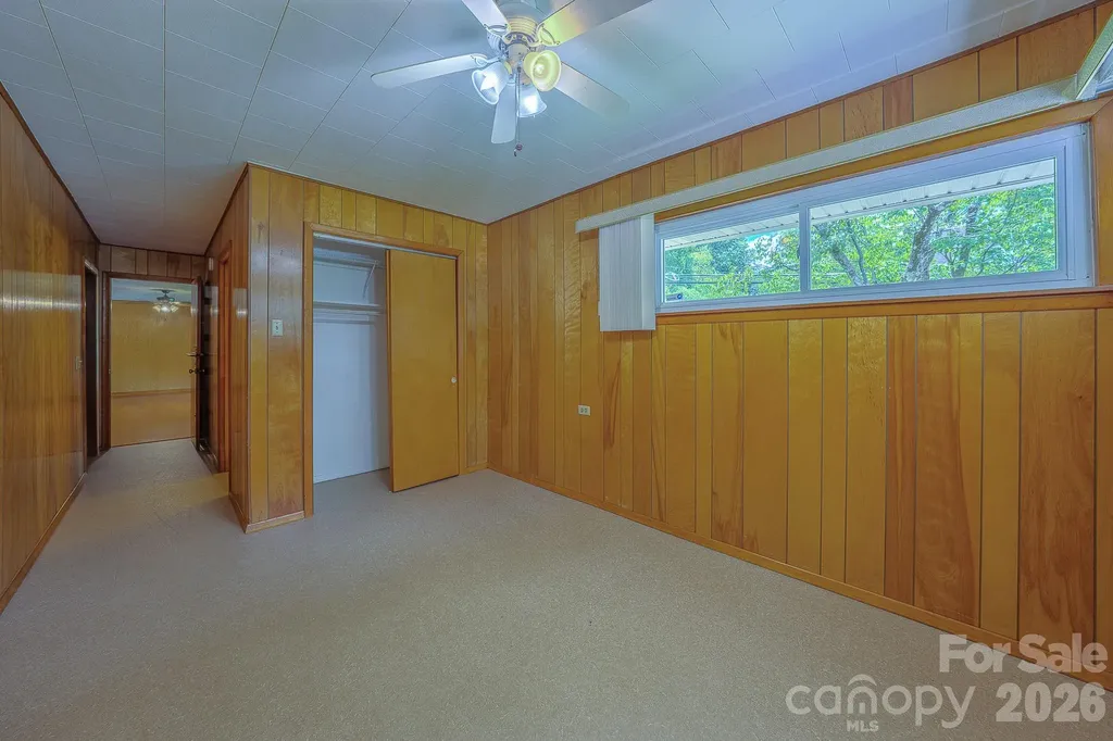 105 Alexander Avenue Swannanoa NC 28778