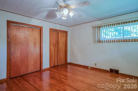 105 Alexander Avenue Swannanoa NC 28778