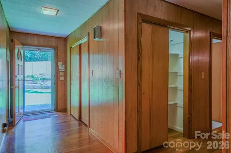 105 Alexander Avenue Swannanoa NC 28778