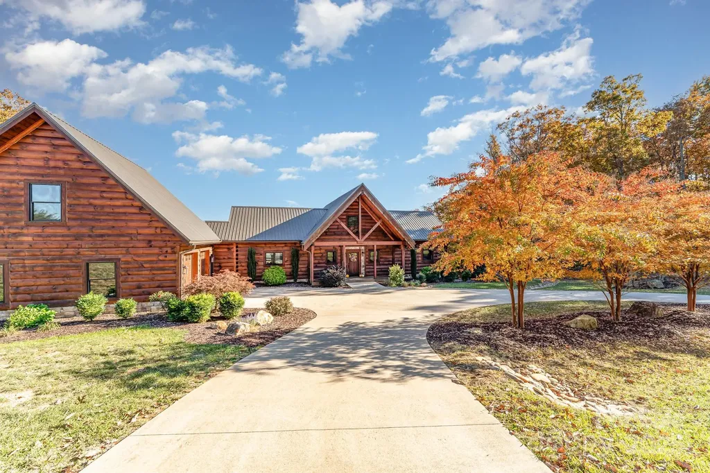 1220 Sierra Trace Road Denton NC 27239